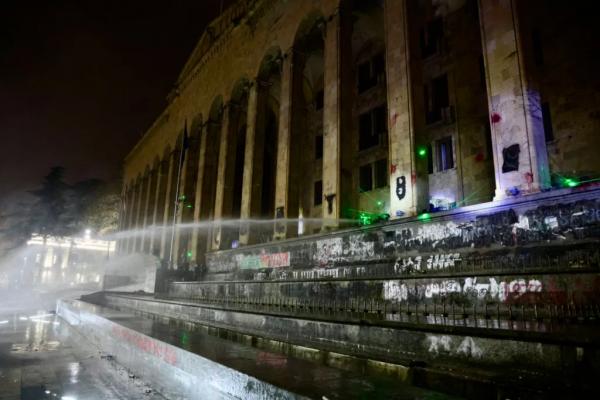 Фотоистория | Зима близко: протесты в Грузии продолжаются