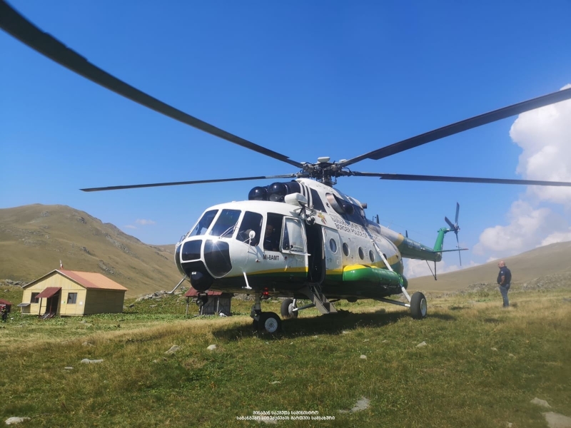 Спасатели эвакуировали группу туристов, застрявших в горах на северо-востоке Грузии