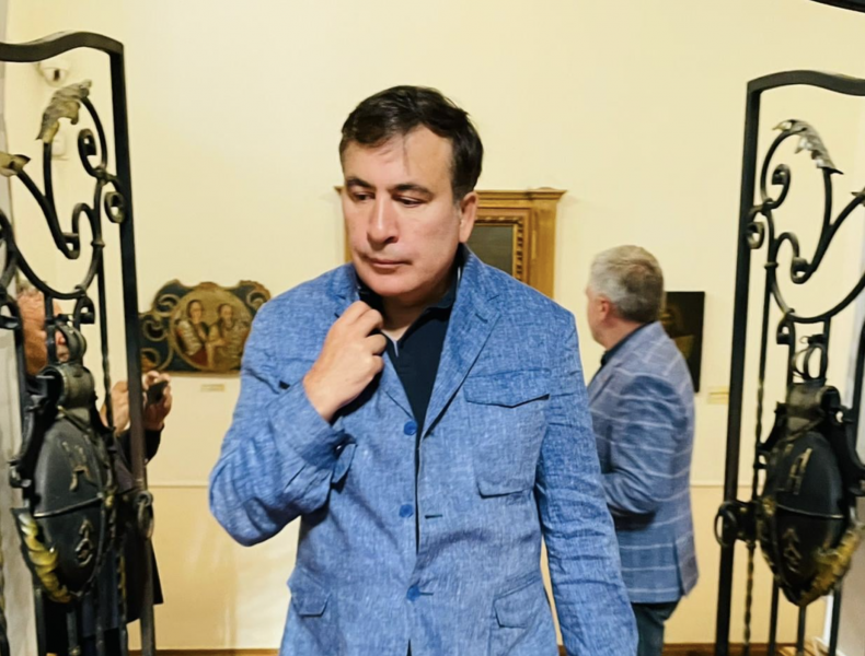 В партии Саакашвили обещают показать прибывшего в Грузию экс-президента после выборов
