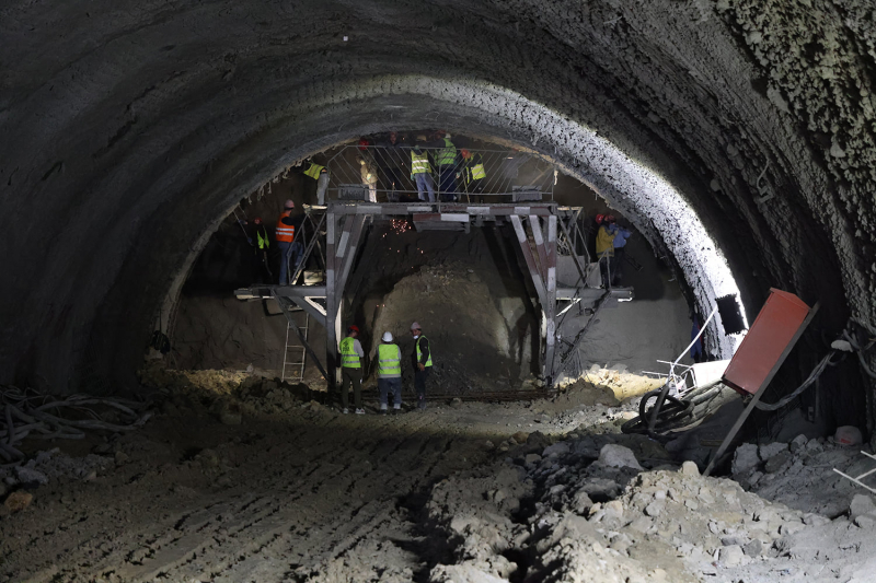 На Рикотском перевале пробили уже 14 тоннелей