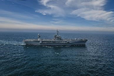 Военный корабль США примет участие в совместных операциях в Черном море