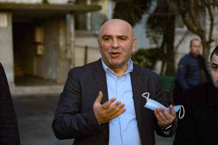 Кандидат «Грузинской мечты» побеждает на выборах депутата сакребуло Батуми