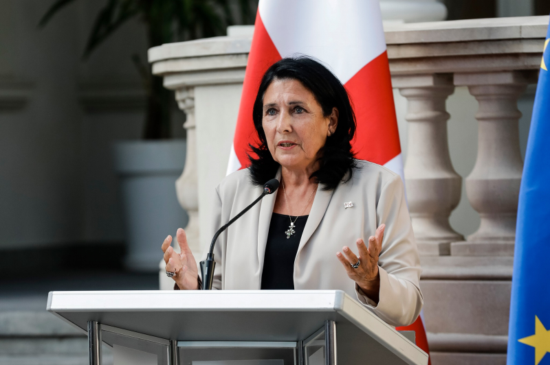 Президент Грузии призвала каждого гражданина заново осмыслить историю