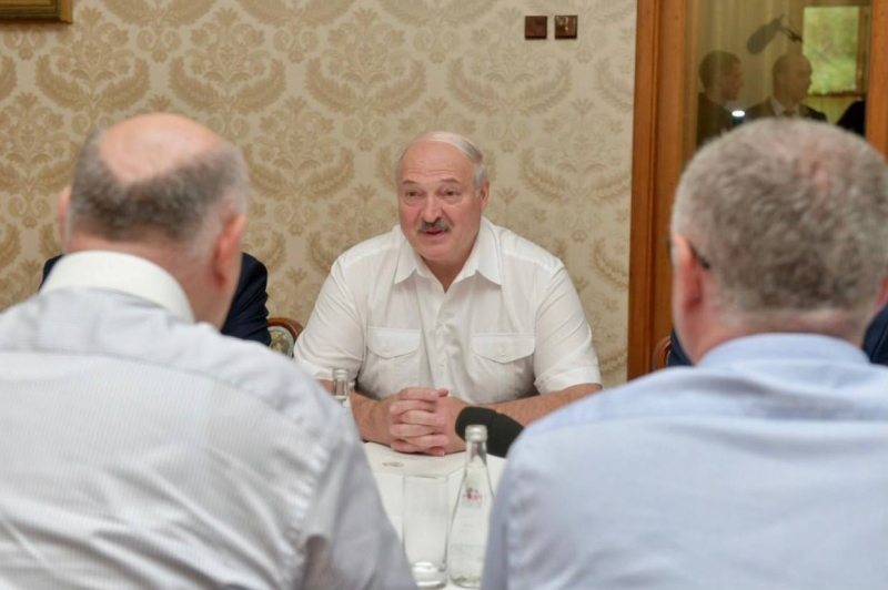Песков: Путин и Лукашенко не обсуждали вопрос признания Абхазии  