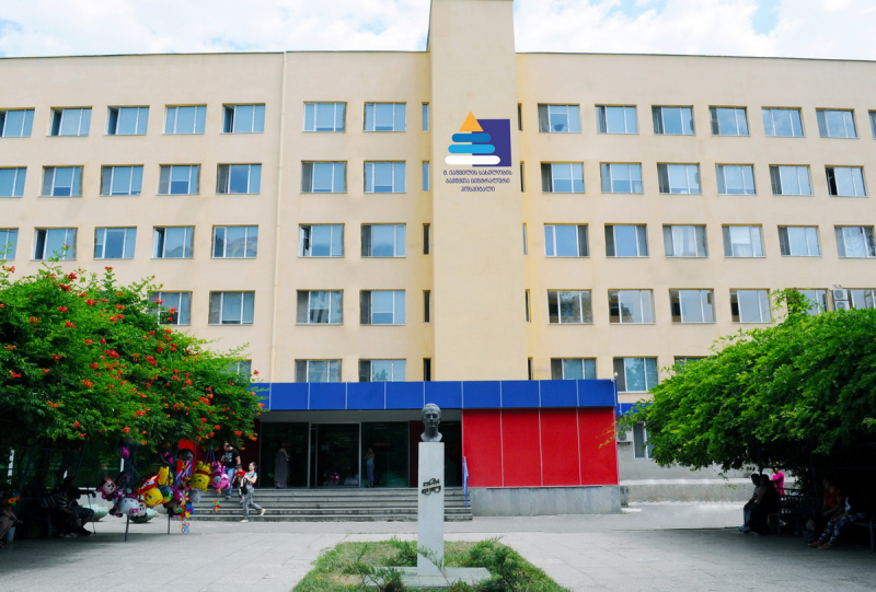 Тбилисская детская больница имени Иашвили временно прекратила прием пациентов в стационар