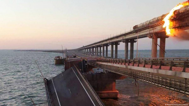 В Москве утверждают, что взорвавшийся на Крымском мосту грузовик приехал из Грузии