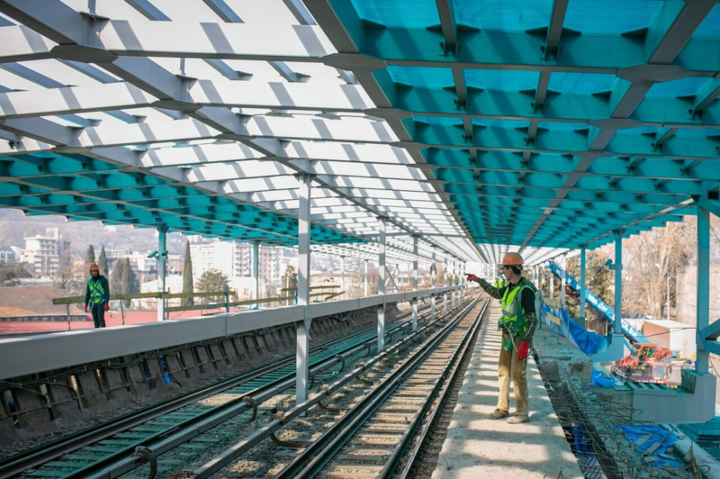 Станцию метро “Гоциридзе” в Тбилиси опять пообещали “открыть на той неделе”