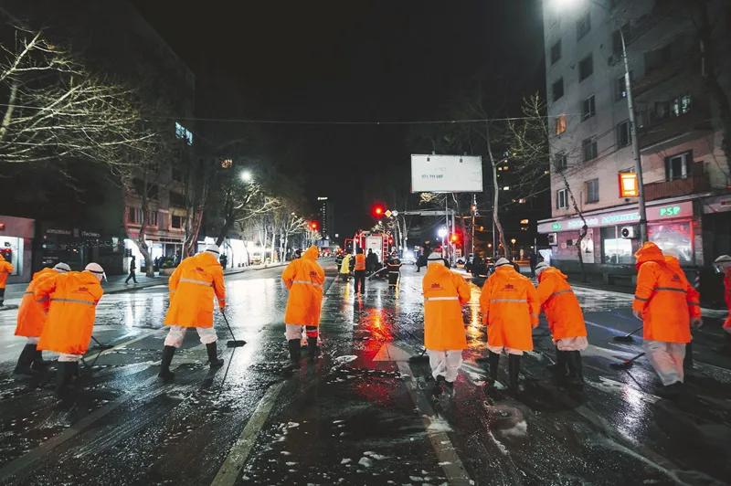 Мэрия Тбилиси пообещала каждую ночь мыть с мылом по 100 улиц столицы