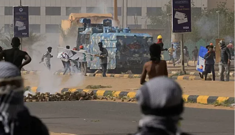 Несколько десятков граждан Грузии застряли в Судане в зонах боев