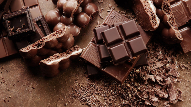 Опасный шоколад: просроченные лакомства продавались в магазинах Тбилиси – следствие