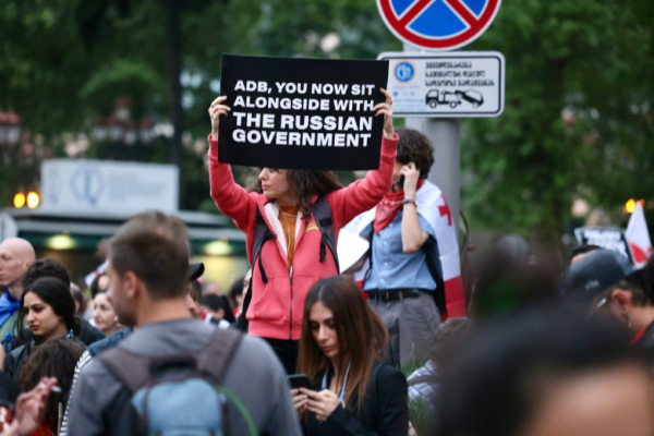 Фотоистория | Акция протеста, шествие и молитва в Страстную пятницу