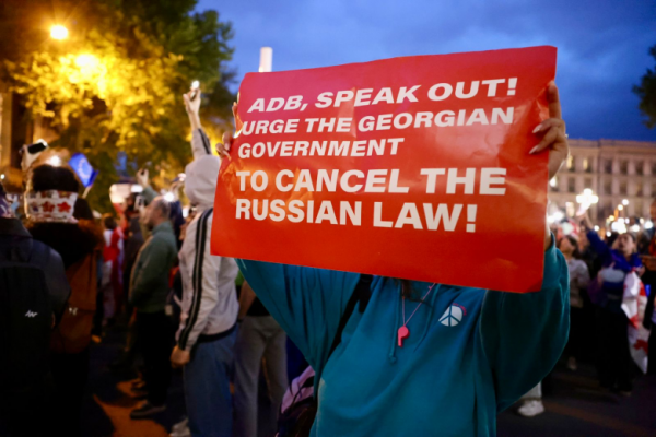 Фотоистория | Акция протеста, шествие и молитва в Страстную пятницу