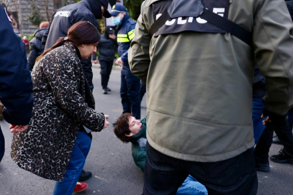 Фотоистория | Полиция применила силу для разгона 48-часовой акции протеста у ТГУ