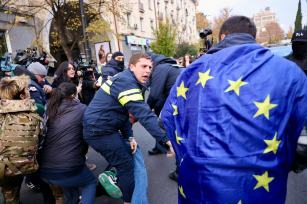 Фотоистория | Полиция применила силу для разгона 48-часовой акции протеста у ТГУ