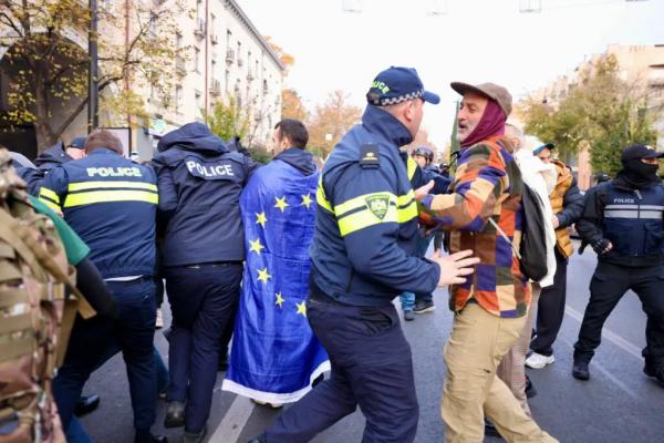 Фотоистория | Полиция применила силу для разгона 48-часовой акции протеста у ТГУ