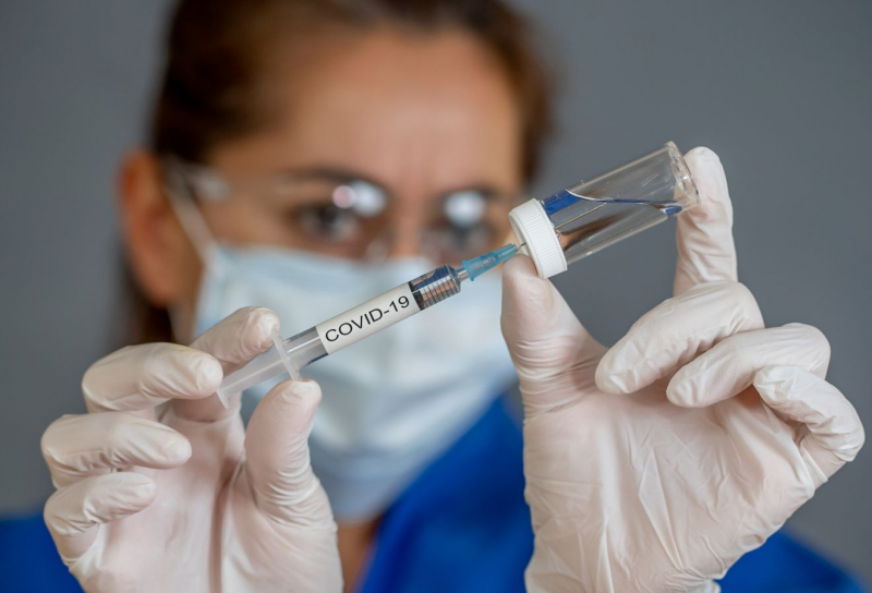 «Вопрос решен» — в Грузии разрешат вакцинировать от COVID детей старше 12 лет